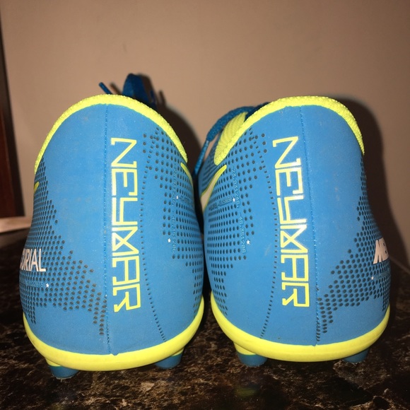 Nike Junior Mercurial Vortex III Kids Soccer Cleat - Picture 2 of 4